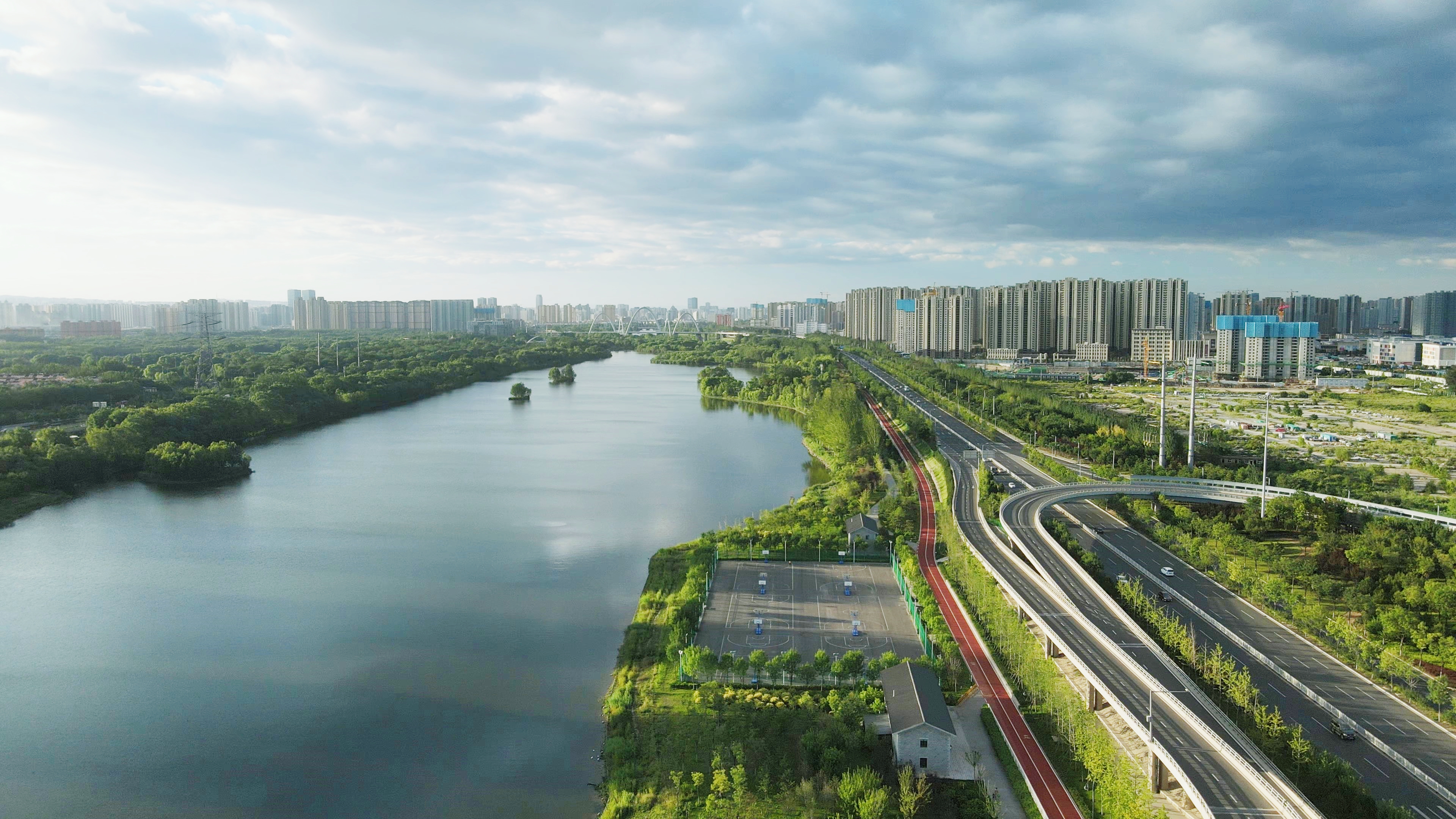 太原市滨河自行车专用道